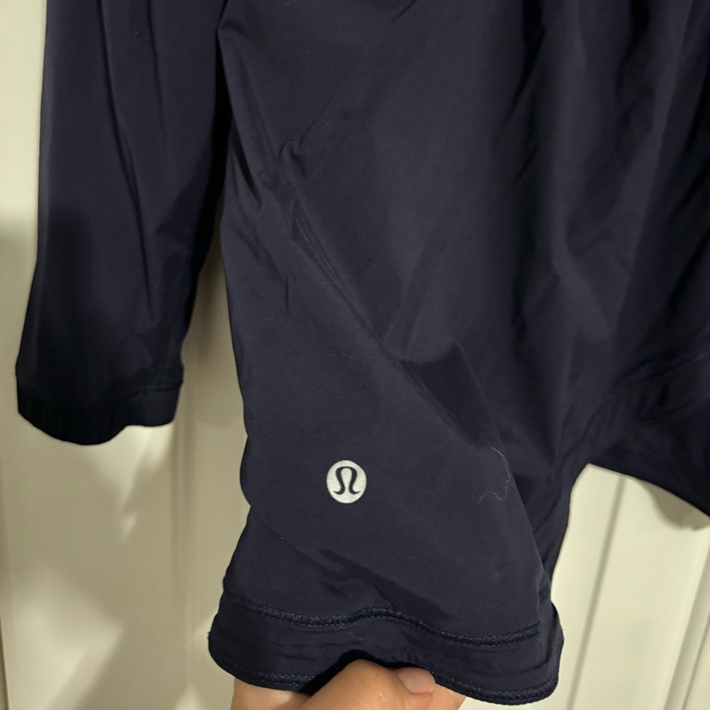 Lululemon light weight jacket - Picture 8 of 10
